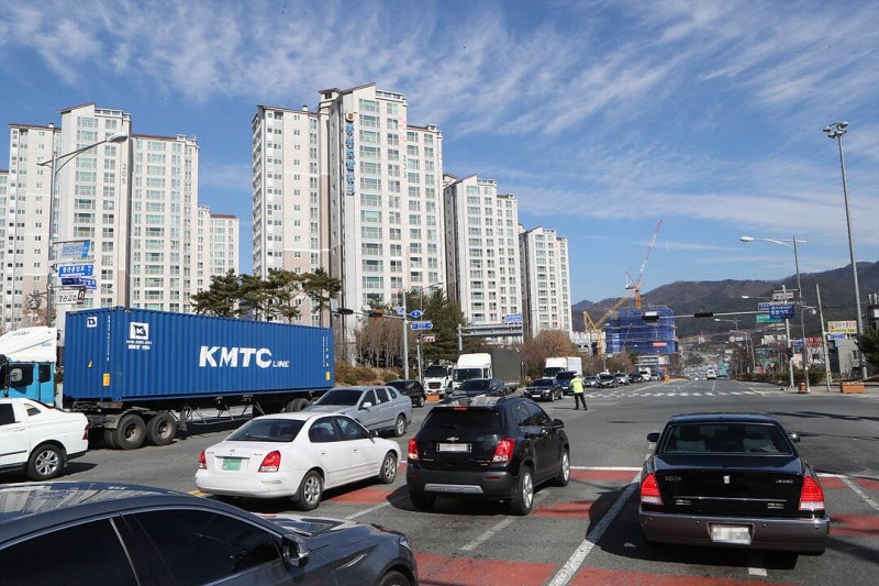 [부산에 가면] 낭만 독서회와 함께한 정관 신도시에서의 새봄