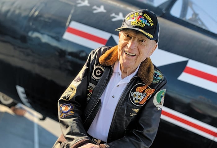 6·25 때 소련기 4대 격추한 ‘美 탑건’ 트럼프가 74년 만에 최고 훈장 수여