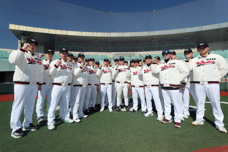 울산서 펼쳐질 그들의 ‘인생 2막’… 첫 시민 야구단 ‘울산 웨일즈’ 창단