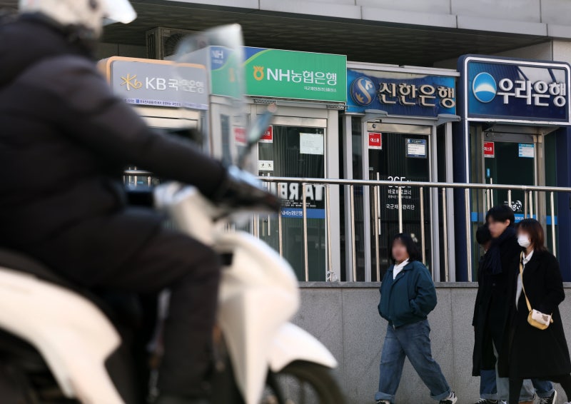 연 3%대 수익률 ‘파킹형 ETF’에 돈 몰려