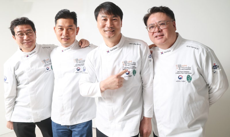 높이 1.4m 거북선으로 ‘제빵 종주국’ 제패한 장인들