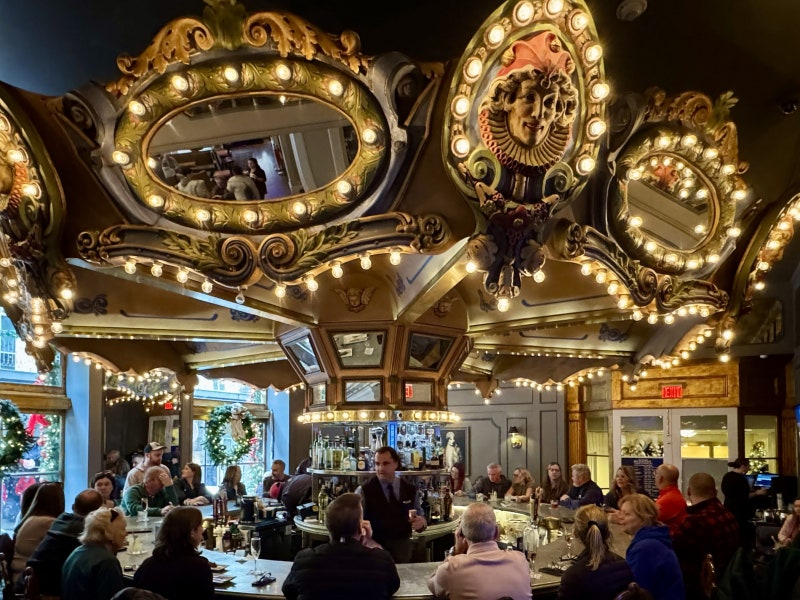 [박진배의 공간과 스타일] [327] 뉴올리언스의 회전하는 바