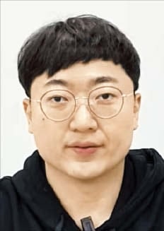 유튜브 구독자 97만명 ‘충주맨’ 김선태 주무관 사 직서 제출