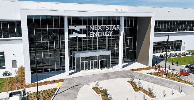 LG엔솔, 캐나다 첫 대형 배터리 공장 준공