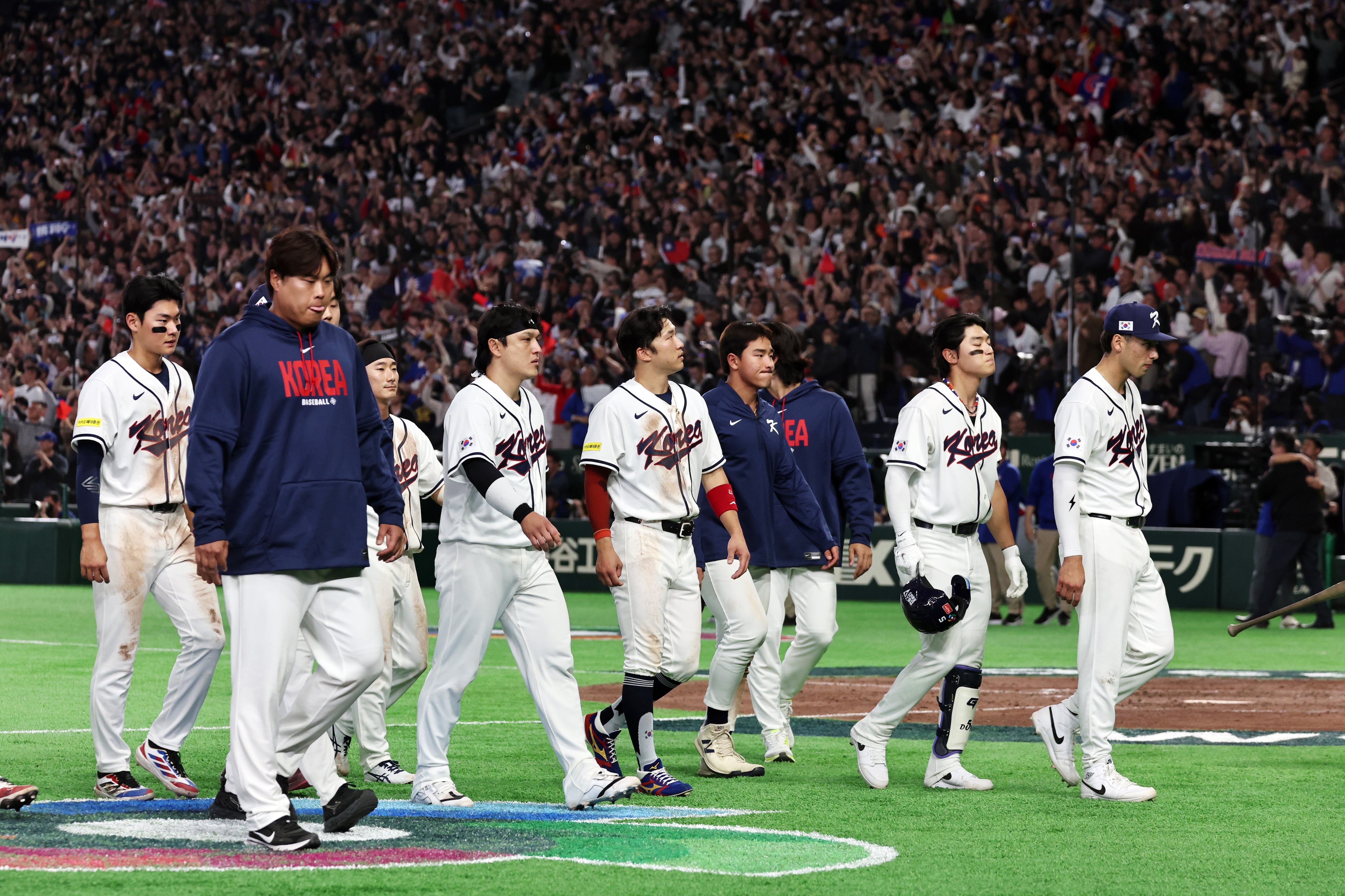 추격만 하다 끝난 한국 야구… 또 ‘경우의 수’ 따진다