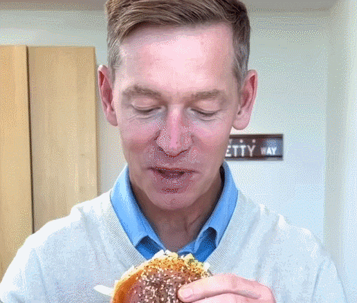 [김도훈의 엑스레이] [111] 사장님은 ‘충주맨’이 아니라네