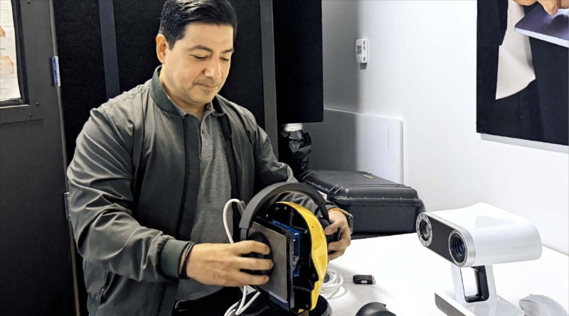 누르고 여닫고… 누가 써도 편안한 사용감 찾는다