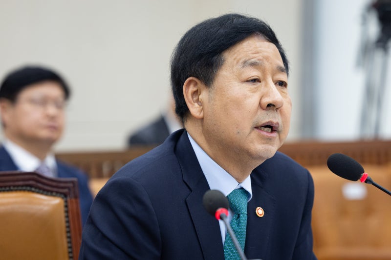 구윤철 “석유 최고가격제 2주 단위로 시행…1800원이면 해제”