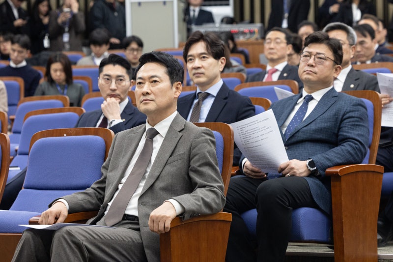 [사설] 말로만 ‘절윤’ 실질 조치 거부, 국민이 모르겠나