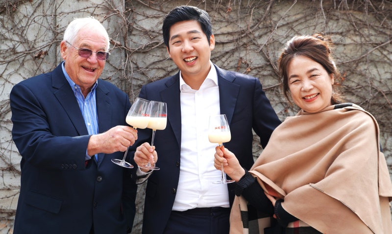 '조니워커 블루'의 아버지가 한국 막걸리에 푹 빠져 스타트업과 함께... - 뉴스 썸네일 이미지