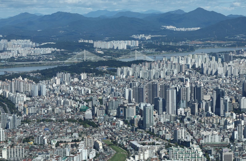 과천 ’이 아파트’ 올해부터 59㎡도 종부세 내야... 경기도 공시가격 폭등