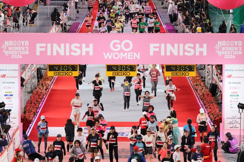 34㎞에 멈춰 선 순간, 쏟아지던 “간바레”가 다시 뛰게 만들었다