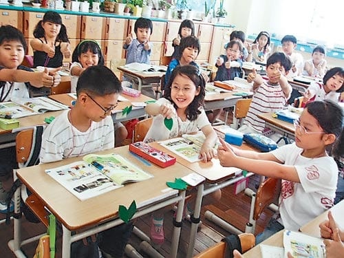[어떻게 생각하십니까] 교내 상장도, 운동회 우승팀도 없애는 초등학교