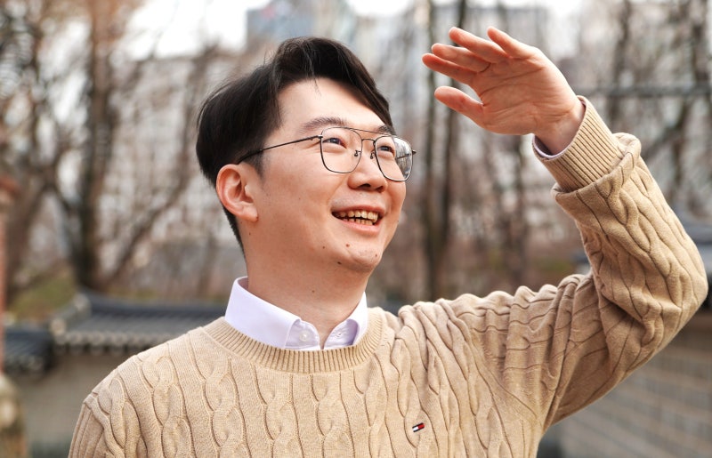 지구 위협 수준까지 이른 우주 쓰레기, 해답 찾아낸 한국 스타트업 - 뉴스 썸네일 이미지