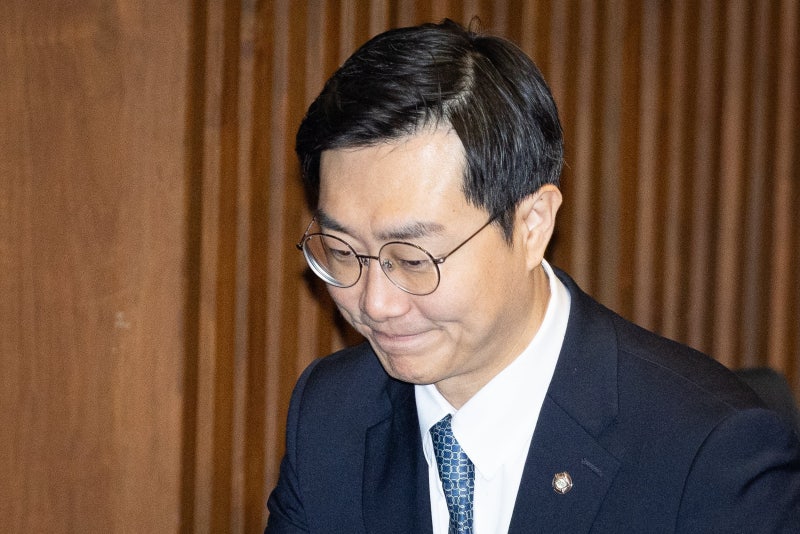 ‘성추행’ 장경태 5년간 복당 못한다… 與 윤리심판원, 제명 수준 징계