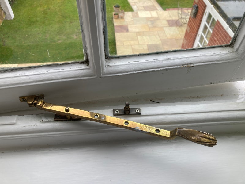 [팀 알퍼의 런던 Eye] [31] 한국 창문이 그립다