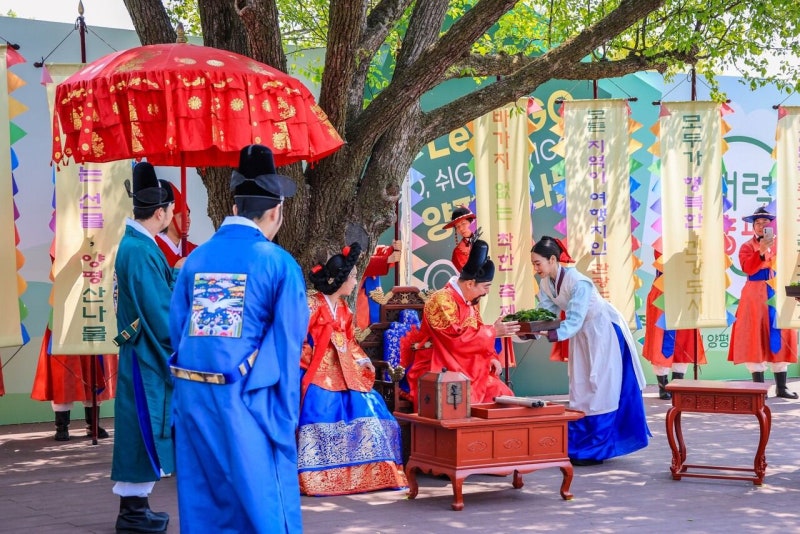 향긋한 봄나물 채취하고, 상큼한 토마토에 빠지고