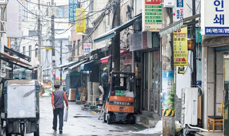 선거철은 인쇄소 대목인데… 사라진 기계 소리