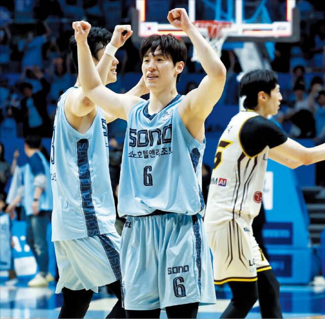 ‘돌풍’ 소노, 3연승으로 LG 꺾고 창단 첫 챔프전 진출