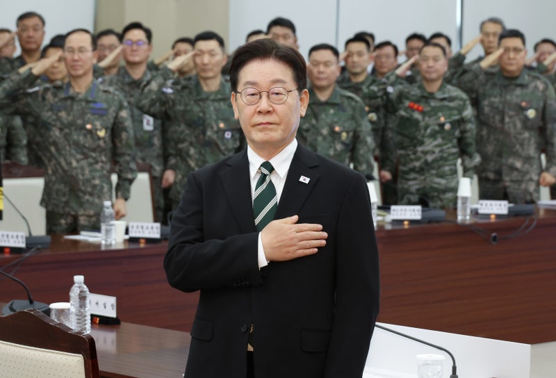 [김대중 칼럼] 이재명의 안보 자만