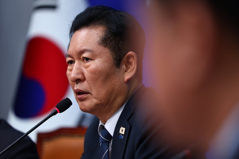 [사설] “조작 기소 드러났다”는데 뭐가 드러났는지 밝히길