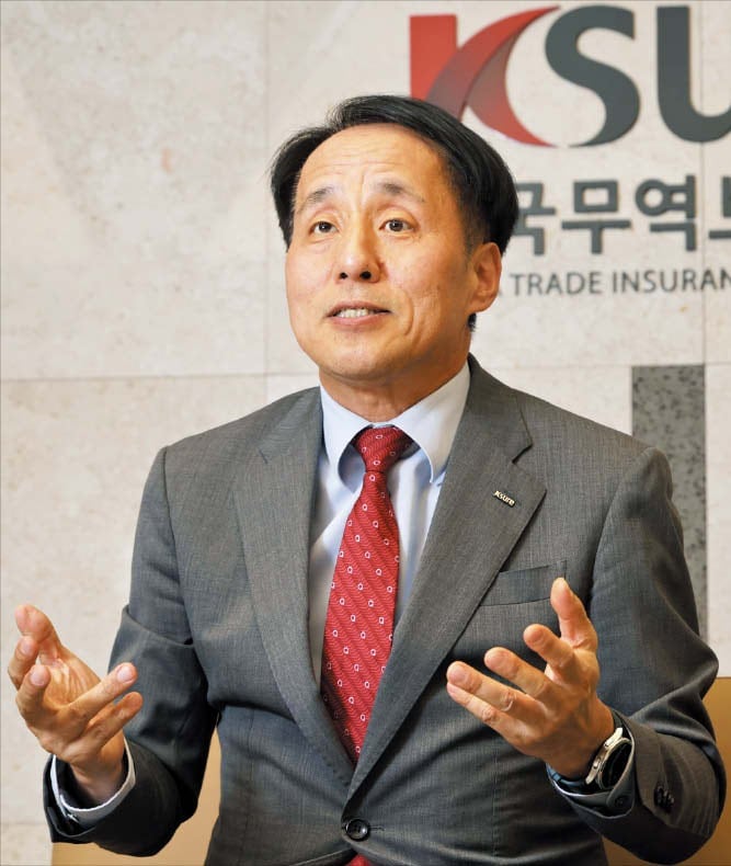 [비즈Q] “국내 중소·중견 기업이 버텨줘야 전략산업도 지속 가능”