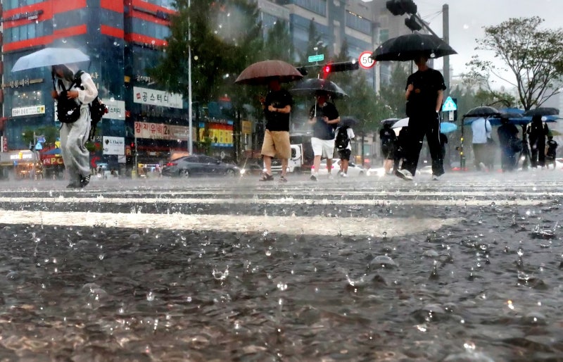 한국도 ‘조기 장마’? 오키나와, 작년보다 19일 빨라