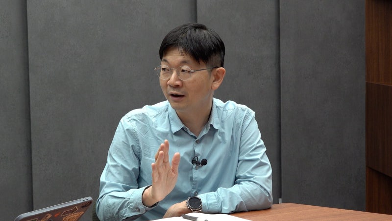 오건영 "경제에 싸한 느낌이 든다, 물가 금리 진흙탕으로 빠져들고 있... - 뉴스 썸네일 이미지