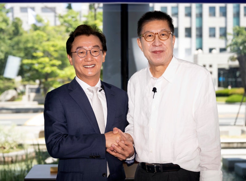 청년·중년층서 앞선 전재수… 오차범위 밖으로 격차 벌려