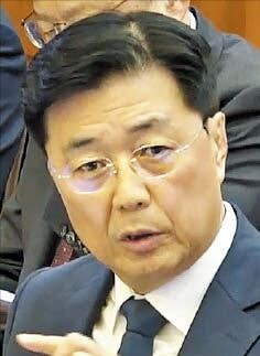 2차 특검 “CIA에 계엄 정당성 설명할 자료, 홍장원이 재가”