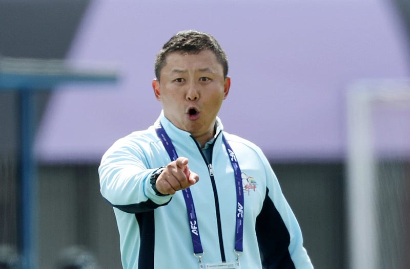 ‘북측’ 발언에 긁힌 北축구팀… 탈북민 “살기 위해 저러는 것”