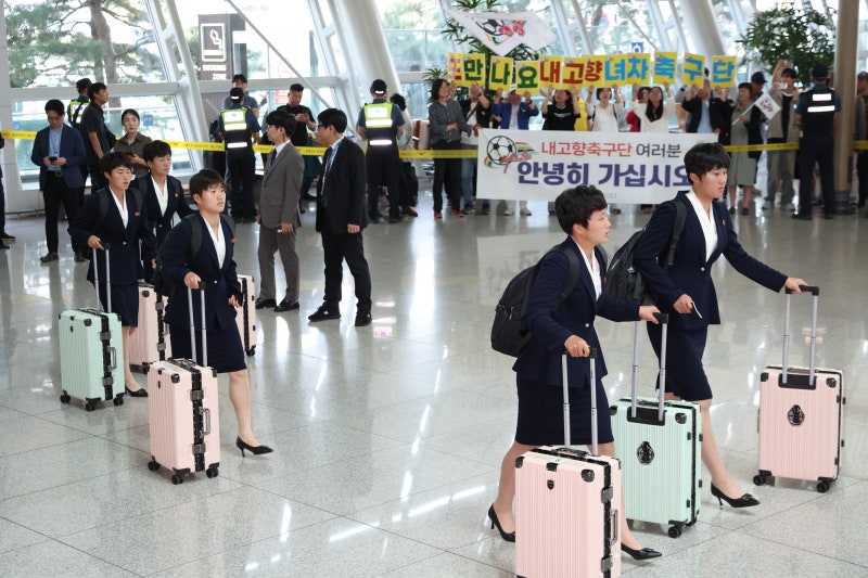 [사설] ‘북핵’은 빠지고 ‘주적’은 말 못하고