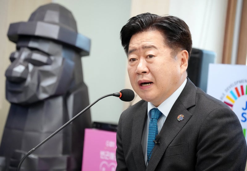 [단독] 베이징서 오영훈 지사 만난 리호남 “北 승인 전엔 물품지원 발설 말라”