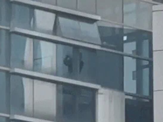 투표지 부족 사태 와중에... 선관위 청사서 ‘골프 연습’