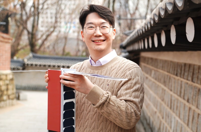 지구 위협 수준까지 이른 우주 쓰레기, 해답 찾아낸 한국 스타트업 - 뉴스 썸네일 이미지