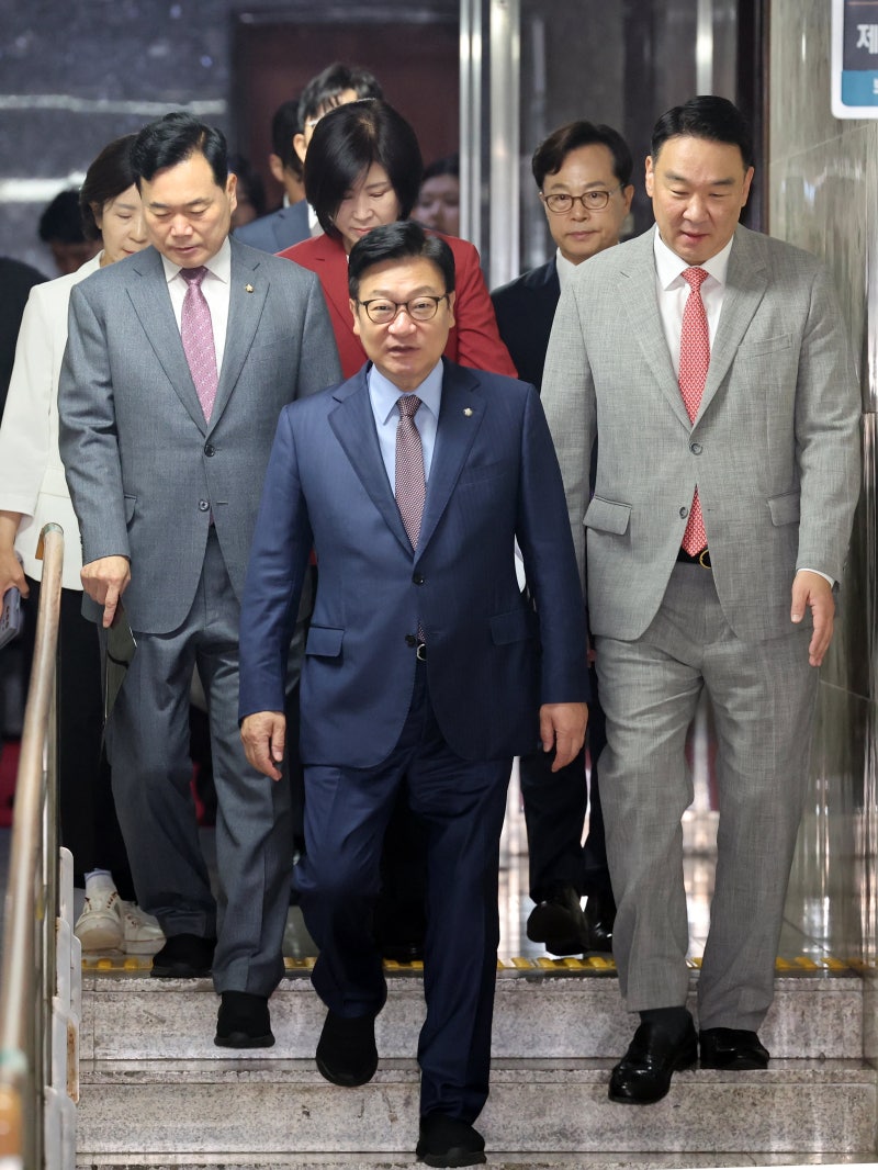 <b>개정</b> 정통망법 시행 첫날...국힘, ‘입틀막법’ 헌법소원 청구할 것