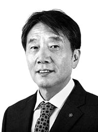 [김창균 칼럼] “상당히 높은” 사법 리스크, 대통령 가슴 짓누르고 있나