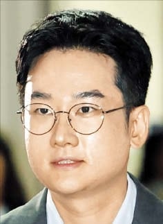정이한 前부산시장 후보, 피습 자작극 혐의 구속