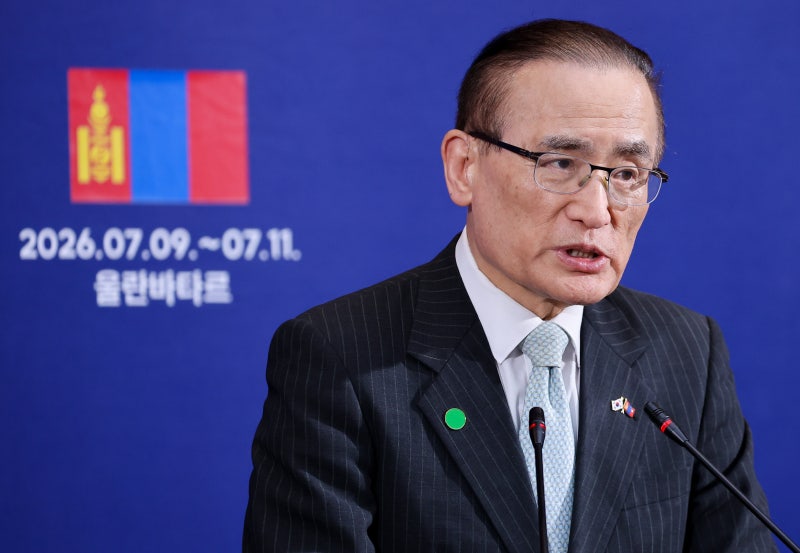 靑 “트럼프, 군함 ‘韓서 건조’도 배제하지 않는 듯”