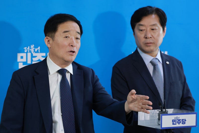 친명·친청, 전대룰 공개 충돌… 심야 최고위도 40분 전 취소