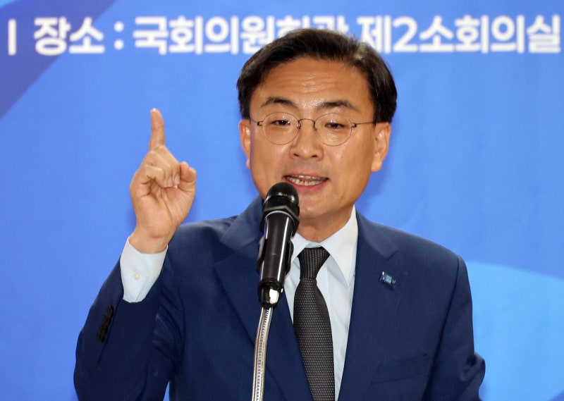 “민주당 주도 법안 처리에 무조건 협조는 안 해”… 갑자기 달라진 조국당