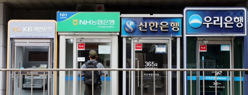 신한은행 예금 금리 인상 선봉… 쏠편한 예금 최대 3.2% 돌파