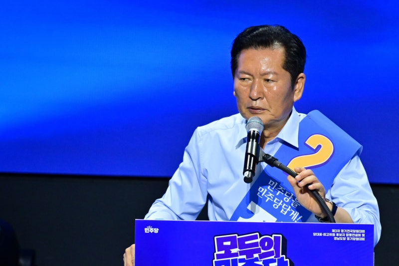 [속보] 부·울·경은 <b>정청래</b> <b>승리</b>… 충청 합쳐 김민석에 역전