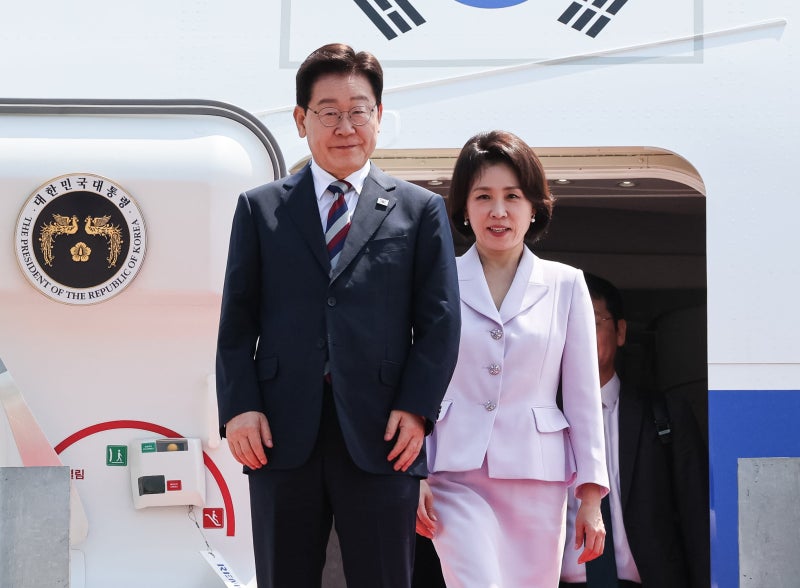 [사설] 두 달 동안 26일 해외를 순방한 李 대통령