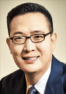 한화M&S 공식 출범… 3남 김동선 사장, 미래전략총괄 맡아
