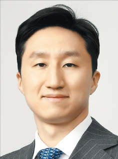 정몽준, 장남 정기선에 HD현대 지분 3.54% 전격 증여… 경영 승계 속도전
