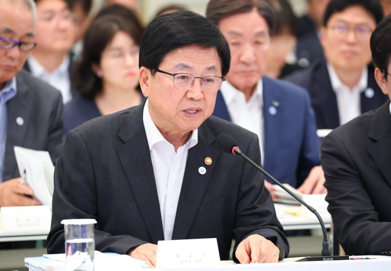 지방국립대, 이르면 내년부터 ‘등록금 0원’... 사립대 “역차별” 반발