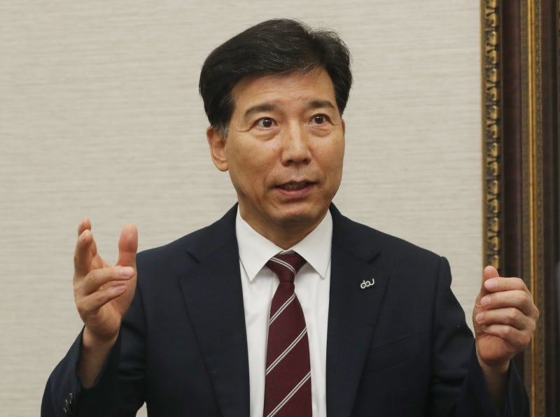 “인기 없는 학과 없애고 반도체과 만드니, 학생들 늘더라”