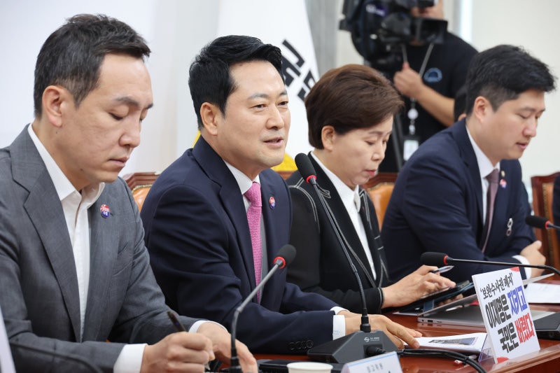 ‘돌려차기 발언’에… 장동혁, 친한계와 징계 내전