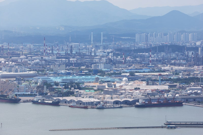 日 이어 호주도 한국 석유 제품 수출 확대 요청하는데…